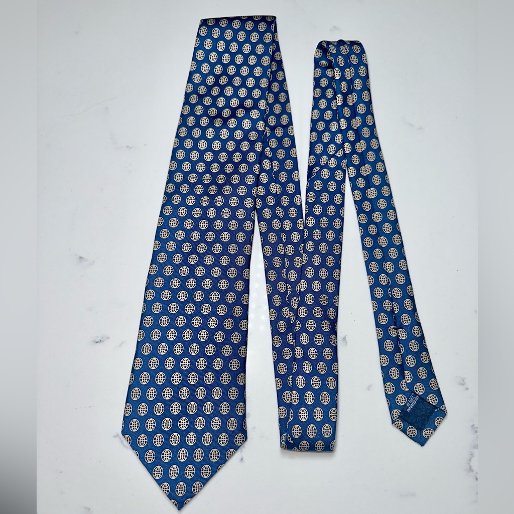 Vineyard Vines  Custom Silk Necktie